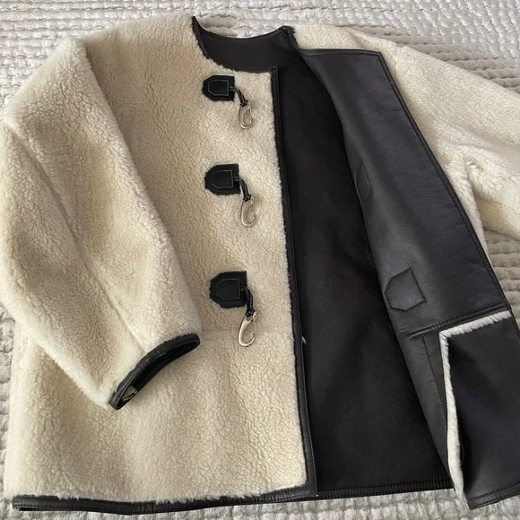 Korea by We Are Shearling Jacket Wool blend Teddy Double Sided One Size - Picture 11 of 16